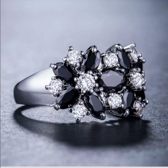 Black Sapphire 💯 Authentic - Picture 9 of 9